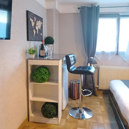Bed & Breakfast Paradis D'hotes Proche Paris - Aeroport Charles De Gaulle Airport - Parc Des Exposition Villepinte - Dysnayland Paris. *