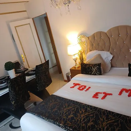 Paradis D'hotes Proche Paris - Aeroport Charles De Gaulle Airport - Parc Des Exposition Villepinte - Dysnayland Paris. Bed & Breakfast *