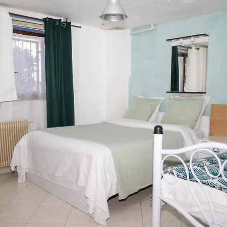 Paradis D'hotes Proche Paris - Aeroport Charles De Gaulle Airport - Parc Des Exposition Villepinte - Dysnayland Paris. Bed & Breakfast