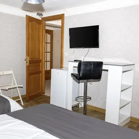 Bed & Breakfast Paradis D'hotes Proche Paris - Aeroport Charles De Gaulle Airport - Parc Des Exposition Villepinte - Dysnayland Paris. *
