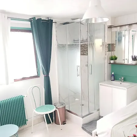 Bed & Breakfast Paradis D'hotes Proche Paris - Aeroport Charles De Gaulle Airport - Parc Des Exposition Villepinte - Dysnayland Paris.